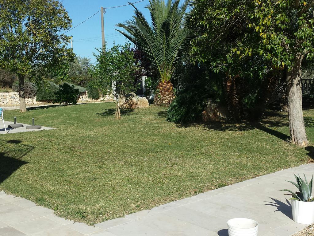 B&B Margherita Ostuni Bagian luar foto