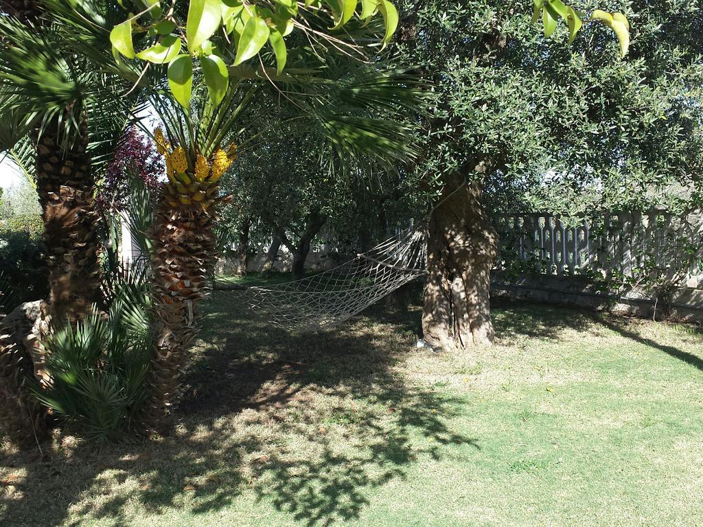 B&B Margherita Ostuni Bagian luar foto